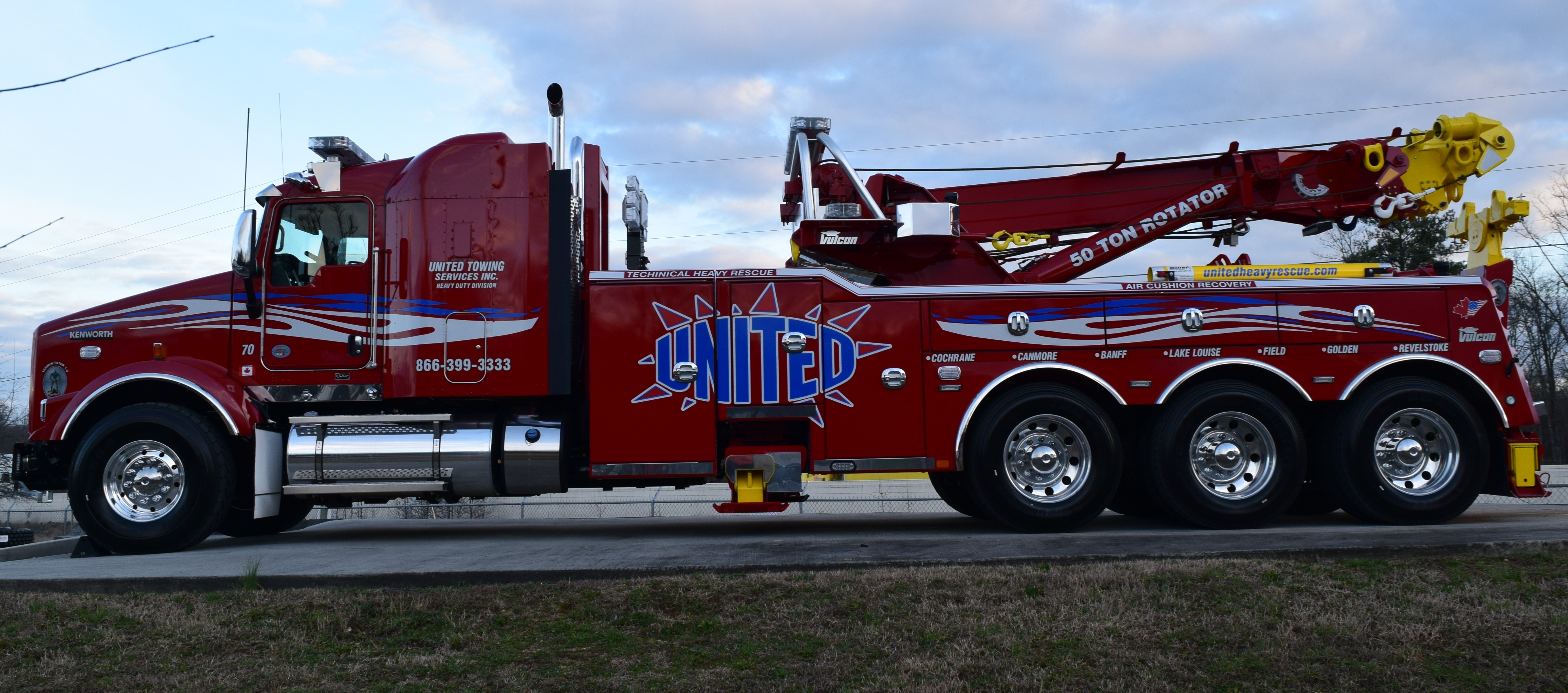 UNITED TOWING SERVICES INC. (Canmore, AB) on TruckDown