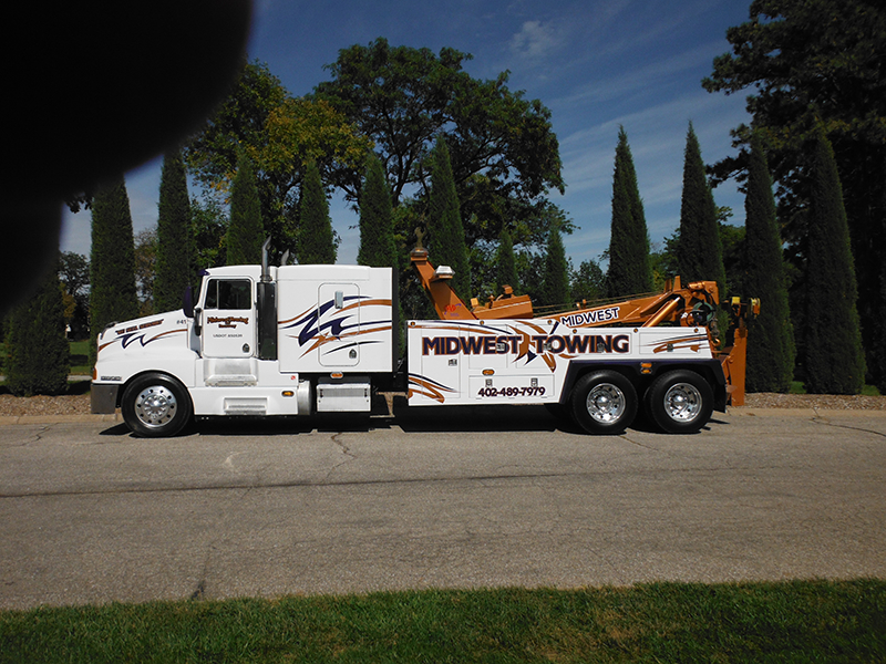Midwest Towing and Recovery (Lincoln, NE) on TruckDown