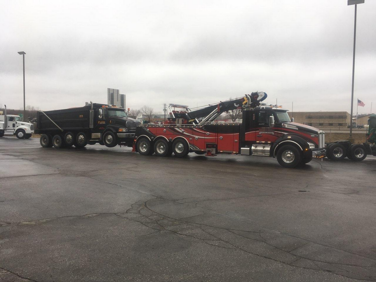Crosby Heavy Duty Wrecker Service (Green Bay, WI) on TruckDown